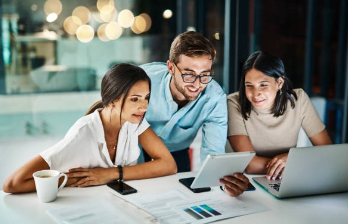 Leveraging Data Analytics Business Landscape